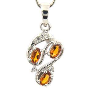 Серебряная подвеска 925 пробы 2,27 гр. с цитринами Мадейра с Мадагаскара и топазами из США 0,69 карат Серебряная подвеска 925 пробы 2,27 гр. с цитринами Мадейра с Мадагаскара и топазами из США 0,69 карат