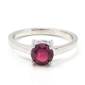 Серебряное кольцо 925 пробы 2,21 гр. с танзанийским Роял рубином класса AAAA 1,14 карат