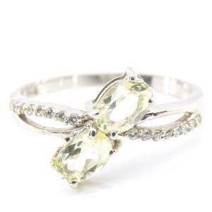 Серебряное кольцо 925 пробы 2,21 гр. с лимонными топазами из США и цирконами 1,36 карат