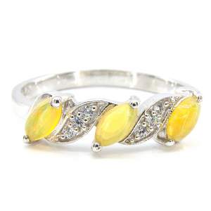 Серебряное кольцо 925 пробы 2,37 гр. с эфиопскими опалами класса ААА и цирконами 0,86 карат