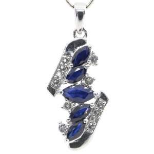 Серебряная подвеска 925 пробы 3,87 гр. со шри-ланкийскими голубыми сапфирами класса AAA и топазами из США 2,89 карат
