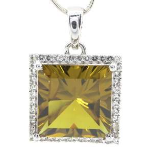 Серебряная подвеска 925 пробы 4,74 гр. с турецким султанитом класса AAAA и топазами 9,06 карат с коллекции 