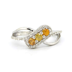 Серебряное кольцо 925 пробы 2,51 г с индийскими, шри-ланкийскими, мадагаскарскими сапфирами класса AAAA и топазами 0,68 карат