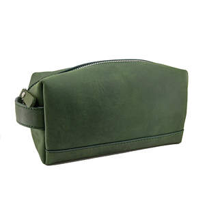Косметичка Roberto Rietti из натуральной кожи зеленого цвета
