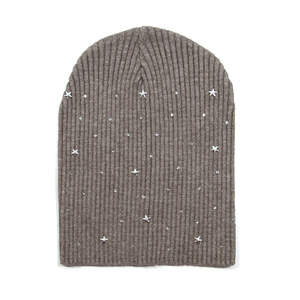 Женская шапка цвета мокко с серебряным декором