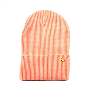 Женская шапка StreetStyle пудрового цвета