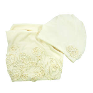 Комплект вышивка Муза, молоко, шапка и шарф