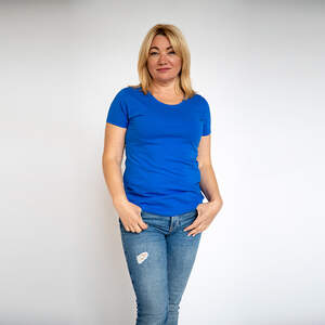 Футболка женская василькового цвета