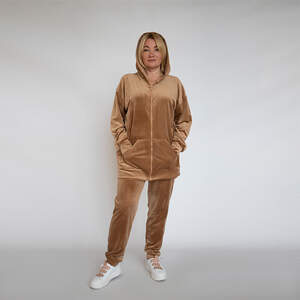 Спортивный костюм на змейке цвета капучино