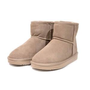 Женские уги, бежевого цвета, зима Женские уги, бежевого цвета, зима