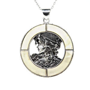 Подвеска 18,03 гр. с перламутром 15,3 карат в покрытии родием