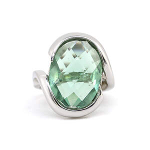 Серебряное кольцо 925 пробы 5.44 г с аквамариновым кварцем 12.52 карат