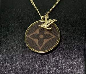 Кольє в позолоте, репліка Louis Vuitton