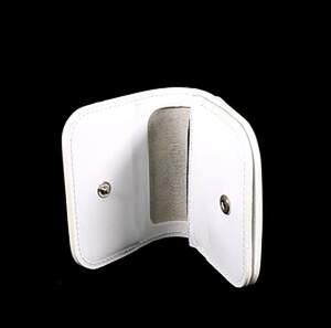 Портмоне Firetto из натуральной кожи белого цвета