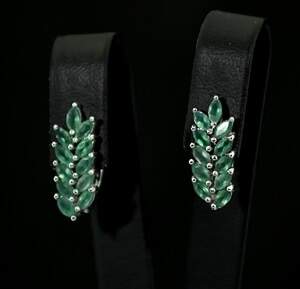 Серебряные серьги 925 пробы 3,82 г с зелеными Агатами и фианитами 1,76 карат