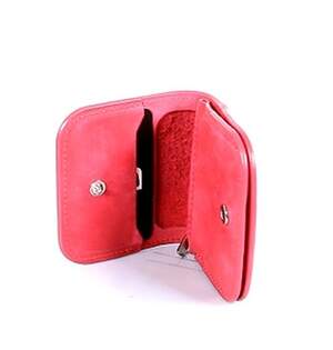 Портмоне Firetto из натуральной кожи цвета фуксії Портмоне Firetto из натуральной кожи цвета фуксії