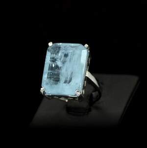 Серебряное кольцо 925 пробы 9 г с Турмаліном Індіголітом 9,48 карат Серебряное кольцо 925 пробы 9 г с Турмаліном Індіголітом 9,48 карат