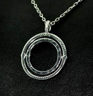 Серебряная подвеска 925 пробы 4,76 г с цирконами 0,95 карат, репліка Pandora