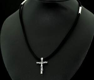 Кольє со срібною підвіскою-хрестиком 925 пробы 15,05 г