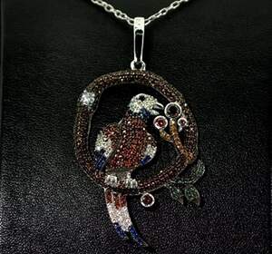 Серебряная подвеска 925 пробы 8,53 г с кольоровими цирконами 6,5 карат