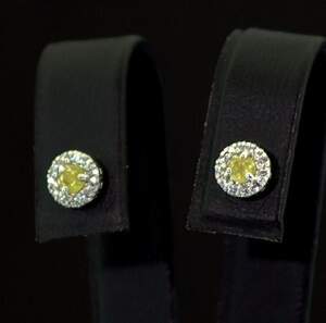 Серебряные серьги 925 пробы 1,99 г с єгепитськими Перидотами и фианитами 0,49 карат