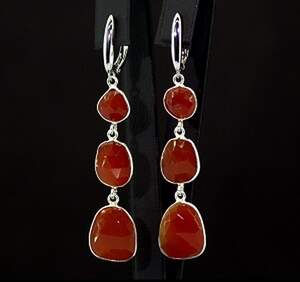 Серьги у срібному покрытии з Сердоліками 7,12 г