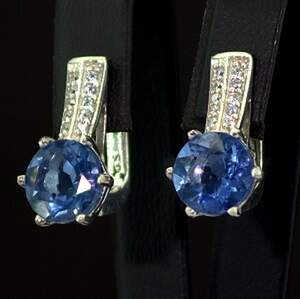 Серебряные серьги 925 пробы 7,41 г с Флюоритами Блу Джон и фианитами 10,6 карат Серебряные серьги 925 пробы 7,41 г с Флюоритами Блу Джон и фианитами 10,6 карат