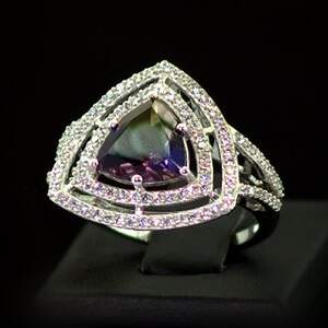 Серебряное кольцо 925 пробы 5,77 г с Аметрином и фианитами 5,77 карат