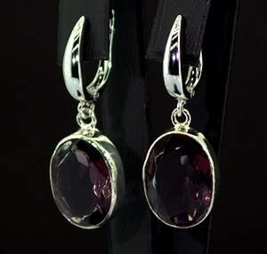 Серьги у срібному покрытии з африканскими Аметистами 9.74 карат Серьги у срібному покрытии з африканскими Аметистами 9.74 карат