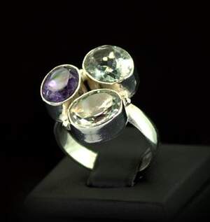 Кольцо у срібному покрытии з Аметистами 5.05 карат Кольцо у срібному покрытии з Аметистами 5.05 карат