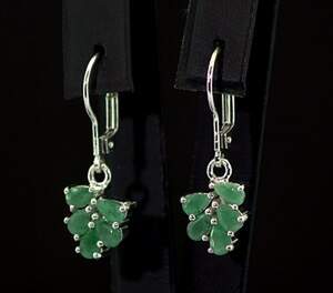 Серебряные серьги 925 пробы 4,26 гр. с бразильскими Изумрудами класса АААА 1,4 карат Серебряные серьги 925 пробы 4,26 гр. с бразильскими Изумрудами класса АААА 1,4 карат