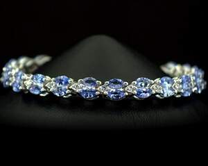 Серебряный браслет 925 пробы 16,3 гр. с Танзанитами класса АААА и топазами из США 10,25 карат Серебряный браслет 925 пробы 16,3 гр. с Танзанитами класса АААА и топазами из США 10,25 карат