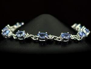 Серебряный браслет 925 пробы 6,59 гр. с Танзанитами класса АААА и топазами из США 4,92 карат Серебряный браслет 925 пробы 6,59 гр. с Танзанитами класса АААА и топазами из США 4,92 карат