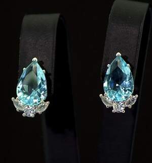 Серьги у срібному покрытии со швейцарскими Топазами и цирконами 5,44 карат Серьги у срібному покрытии со швейцарскими Топазами и цирконами 5,44 карат
