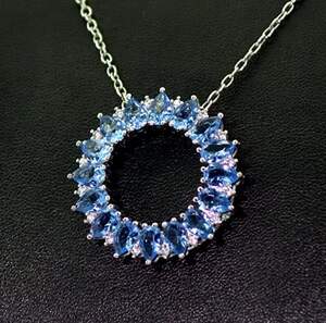 Подвеска у срібному покрытии з Танзанітами класса АААА и цирконами 8,14 карат Подвеска у срібному покрытии з Танзанітами класса АААА и цирконами 8,14 карат