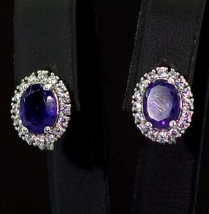 Серебряные серьги 925 пробы 4,2 г с африканскими Аметистами и фианитами 3,4 карат Серебряные серьги 925 пробы 4,2 г с африканскими Аметистами и фианитами 3,4 карат