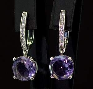 Серебряные серьги 925 пробы 6,72 г с бразильскими Аметистами и фианитами 11,3 карат Серебряные серьги 925 пробы 6,72 г с бразильскими Аметистами и фианитами 11,3 карат