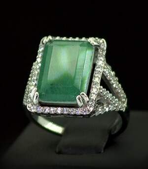 Серебряное кольцо 925 пробы 5,14 г с Турмаліном Хромдравітом и цирконами 5,08 карат