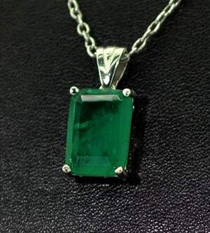 Серебряная подвеска 925 пробы 3,27 г Турмаліном Хромдравітом 3,65 карат Серебряная подвеска 925 пробы 3,27 г Турмаліном Хромдравітом 3,65 карат