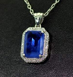 Серебряная подвеска 925 пробы 4,37 г Турмаліном Індіголітом и цирконами 4,7 карат Серебряная подвеска 925 пробы 4,37 г Турмаліном Індіголітом и цирконами 4,7 карат