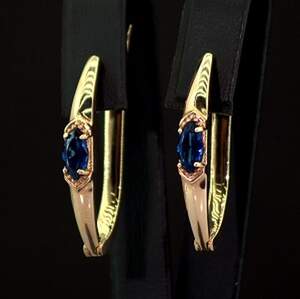 Серебряные серьги 925 пробы в позолоте 375 пробы 5,71 г с Сапрфірами Nano 0,75 карат Серебряные серьги 925 пробы в позолоте 375 пробы 5,71 г с Сапрфірами Nano 0,75 карат
