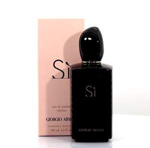 Женский парфум, репліка Giorgio Armani Si Eau de Parfum Intense, 100 мл Женский парфум, репліка Giorgio Armani Si Eau de Parfum Intense, 100 мл