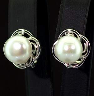 Серебряные серьги 925 пробы 6,23 г с Перлинами 9,3 карат Серебряные серьги 925 пробы 6,23 г с Перлинами 9,3 карат