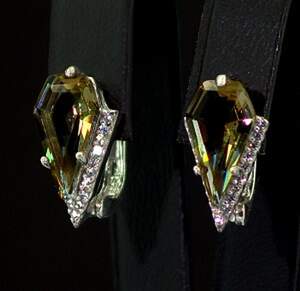 Серебряные серьги 925 пробы 4,76 г с турецкими Султанітами класса АААА и цирконами 2,17 карат Серебряные серьги 925 пробы 4,76 г с турецкими Султанітами класса АААА и цирконами 2,17 карат