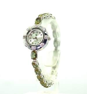 Серебряный часы 925 пробы 30,6 г с турецкими Султанітами класса АААА и цирконами 18,33 карат Серебряный часы 925 пробы 30,6 г с турецкими Султанітами класса АААА и цирконами 18,33 карат