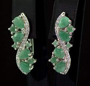 Серебряные серьги 925 пробы 5,47 г с бразильскими Изумрудами класса AAAA и цирконами 4,31 карат Серебряные серьги 925 пробы 5,47 г с бразильскими Изумрудами класса AAAA и цирконами 4,31 карат