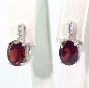 Серебряные серьги 925 пробы 3,8 г с мозамбикскими Гранатами и цирконами 4,93 карат