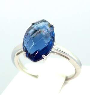 Серебряное кольцо 925 пробы 3,17 г с Флюоритом Блу Джон 4,4 карат Серебряное кольцо 925 пробы 3,17 г с Флюоритом Блу Джон 4,4 карат