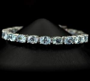 Серебряный браслет 925 пробы 16,59 г с голубыми Топазами 17,80 карат Серебряный браслет 925 пробы 16,59 г с голубыми Топазами 17,80 карат