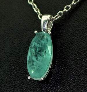 Серебряная подвеска 925 пробы 1,74 г с Турмаліном Параїба 3,97 карат Серебряная подвеска 925 пробы 1,74 г с Турмаліном Параїба 3,97 карат